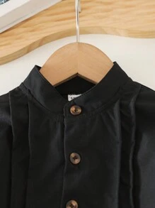SHEIN 斋月年轻男孩国庆节 Abaya Kaftan Jalabiya 束腰外衣，斋月传统保守服装，搭配前开襟衬衫 + 白色和卡其色拼色短裤，保守舒适时尚百搭 2 件套，适合宴会和家庭聚会 - 黑色 - 查看 6