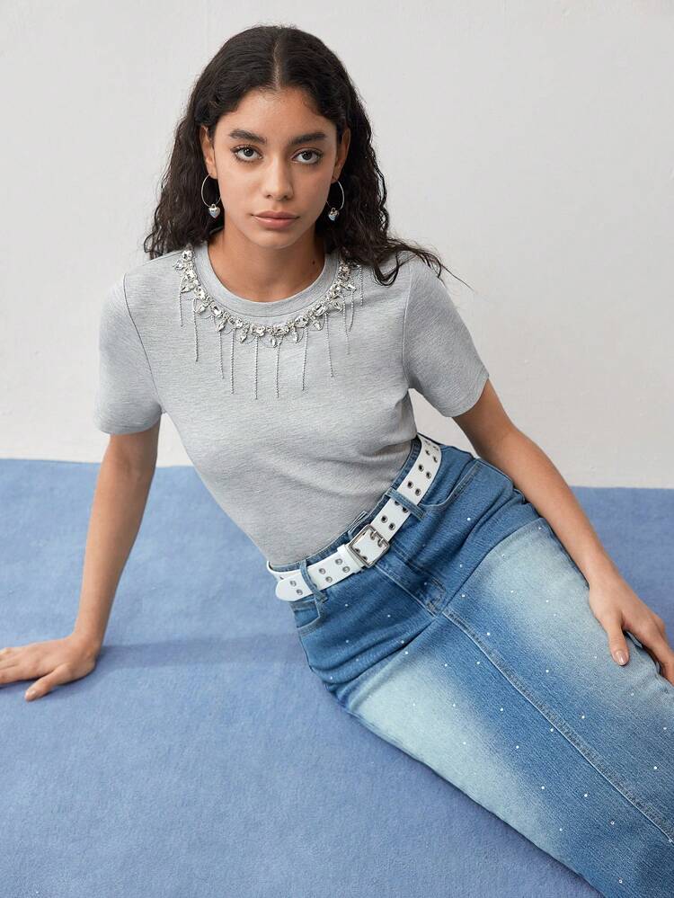 MOTF STUDIO RHINESTONE FRINGE FITTED T-SHIRT