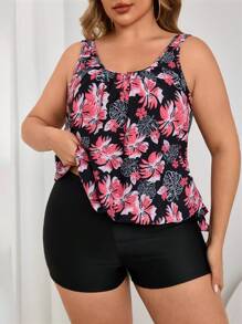 SHEIN Swim Conjunto de 2 piezas de traje de baño talla grande para verano, con Bottom tipo short y top de tirantes con moño, estampado tropical aleatorio y parches en color negro
