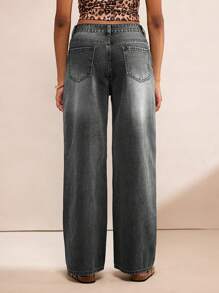 Forever 21 Women's Simple Button Front Pocket Casual Jeans, Everyday Wear