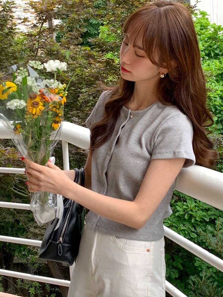 Women Solid Color Crew Neck Fitted Short Sleeve T-Shirt, Gray, Spring/Summer