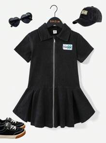 SHEIN Vestido de una sola pieza para niña pequeña, estilo urbano y ocio, vestido negro de manga corta, cómodo y versátil para primavera y verano, apropiado para varias ocasiones como actividades al aire libre, ocio en casa, escuela y reuniones en la ciudad
