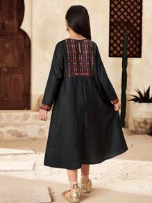 SHEIN Tween Girl Ramadan Casual Holiday Floral Print Long Sleeve Modest Crew Neck Dress, Suitable For All Occasions - Black - View 2