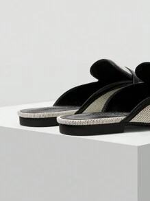 MOTF PREMIUM 女士方头撞色绑带扣细节平底鞋 - 黑色 - 查看 6