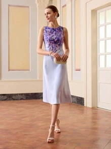 ZEYLAH Ärmelloses Kleid mit Blumendruck und Schrägschnitt