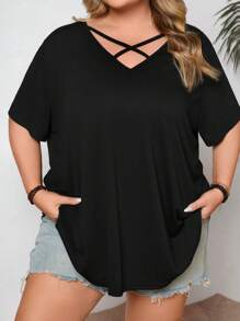 SHEIN CURVE+ Plus Casual Solid Criss Cross Front Tee - Black - View 4