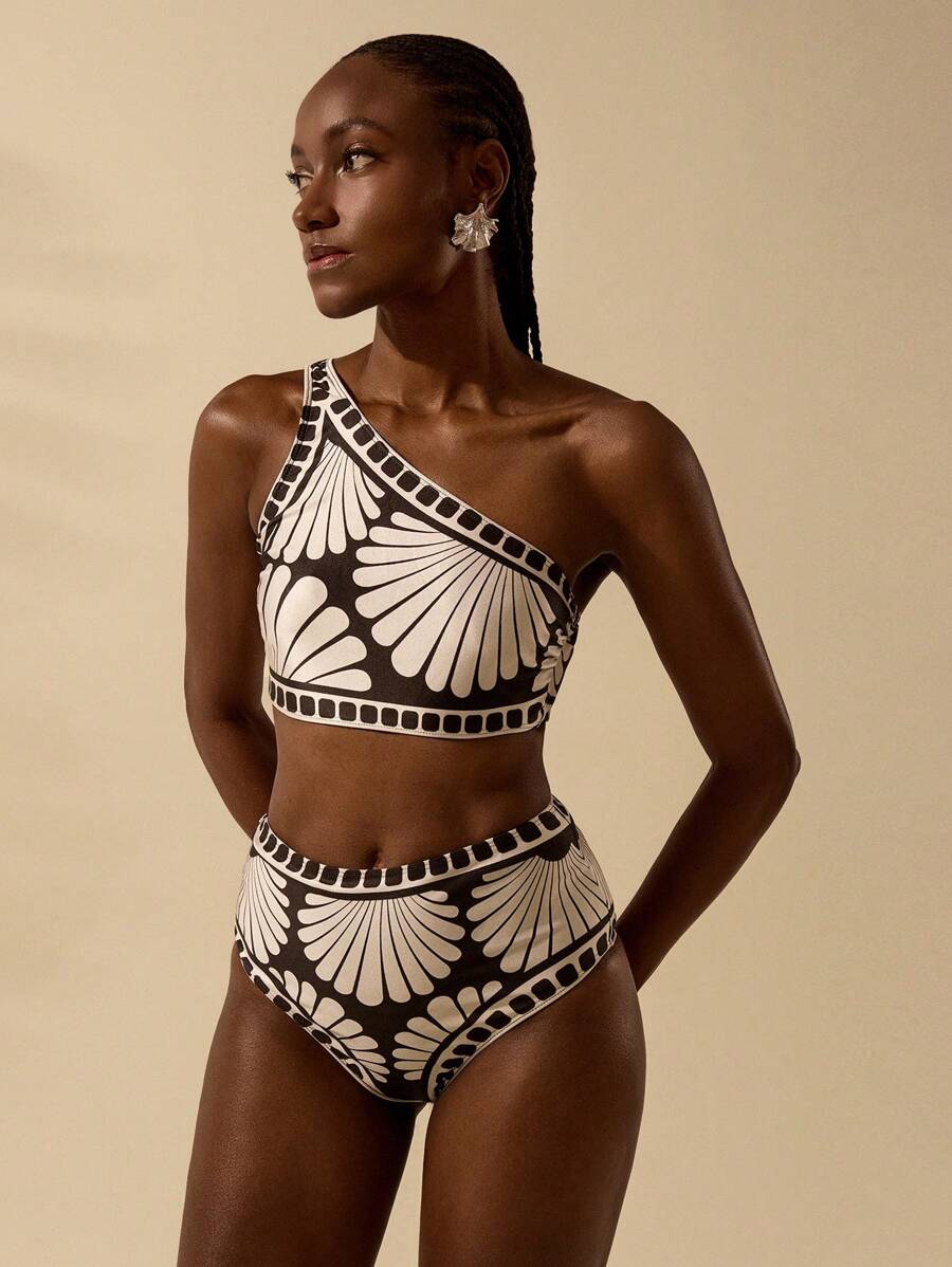 CAJUNI Women's Boho Black & Apricot Shell Print Beach Swimwear Top And Bottom 2 Pieces Set, Summer Resort Wear