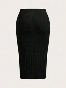 SHEIN EZwear Plus Size Solid Color Minimalist Ribbed Knit Skirt, Casual Everyday Wear,Winter Clothes For Women
