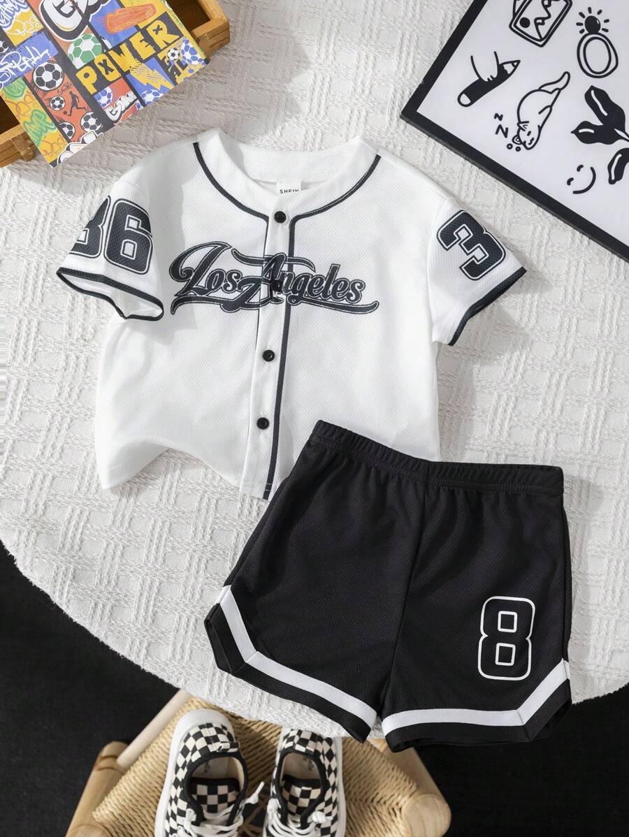 SHEIN 2 件装男童/女童字母印花 V 领短袖上衣和松紧腰短裤套装 - 黑與白 - 查看 1