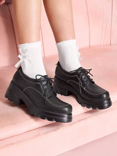 CUCCOO DOLLMOD 女士户外圆头厚底黑色 PU 材质时尚简约舒适日常及派对系带平底鞋