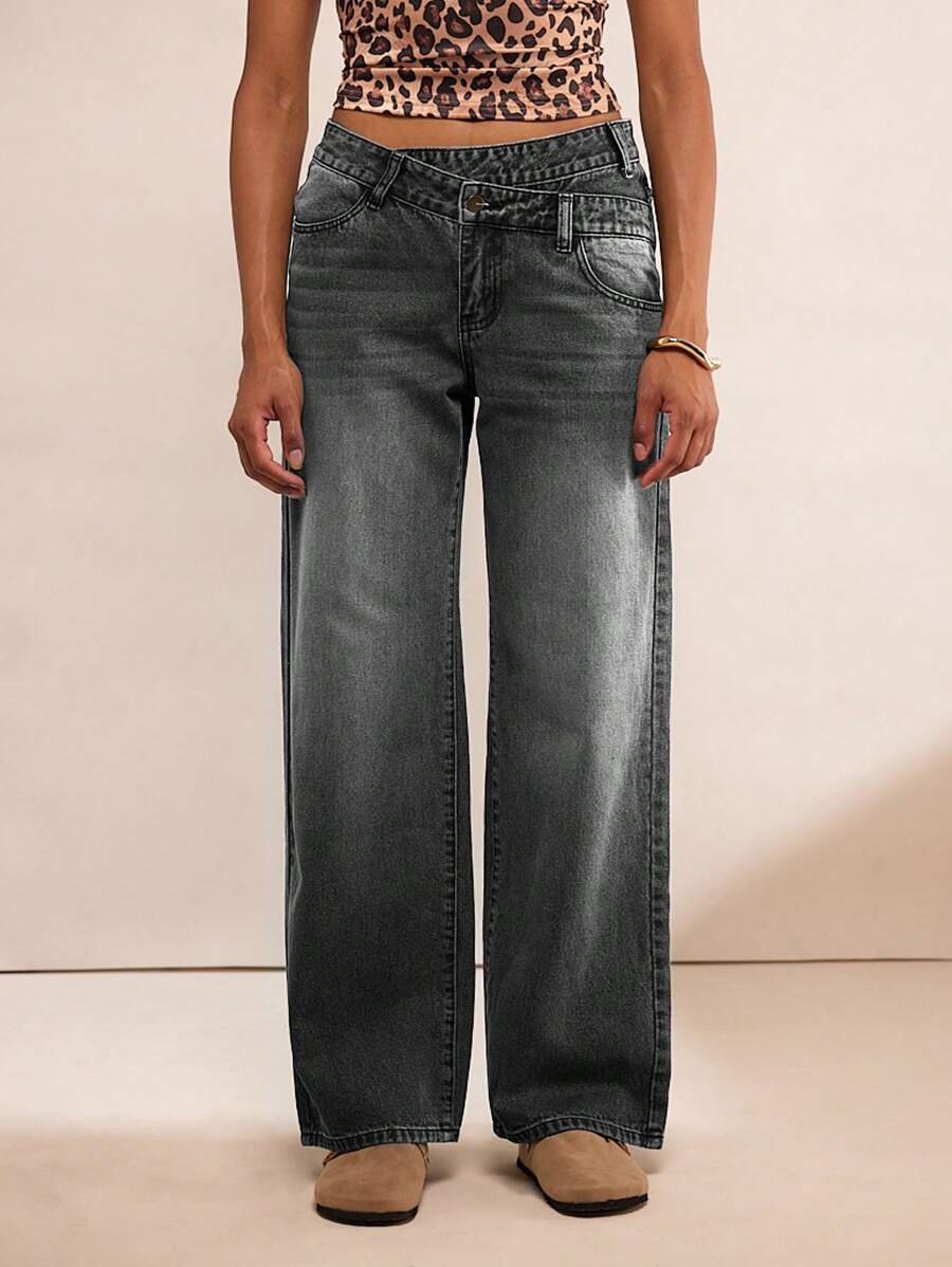 Forever 21 Women's Simple Button Front Pocket Casual Jeans, Everyday Wear