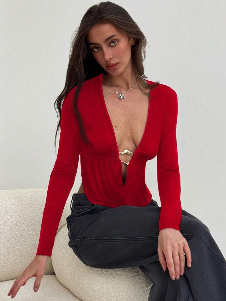 Aloruh 女士纯色镂空长袖褶皱 T 恤，休闲日常穿着 - 紅色 - 查看 2