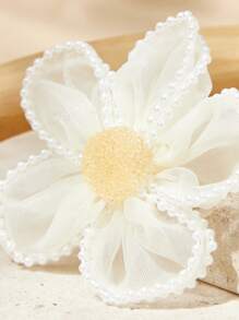 SHEIN VCAY 夸张优雅蕾丝花饰耳环，欧美风