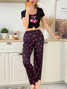 Conjunto de pijama de mujer con estampado de cereza, cuello con volantes y contraste de color