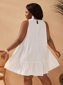 Slaydiva Plus Size White Beach Dress For Women: Sleeveless Ruffle Hem Summer Dress,Graduation Dress