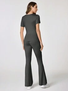 TaskEZ Conjunto de uniforme de scrubs de unicolor, con top de manga corta y pantalones - Gris - Ver 2