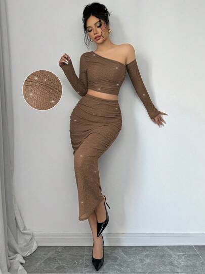 Elenzga 2 件套女士水钻装饰斜肩和不均匀下摆长袖柔软弹力不对称叶纹理衬里全长衬衫