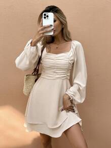 SHEIN Frenchy Women Sweetheart Collar Solid Color Long Sleeve Pleated Casual Short Mini Dress,Spring/Summer, Suitable For Daily Wear, Romantic And Elegant, Long-Sleeved Dress With Double Hem, Solid Color Square Collar Winter Evening Dress