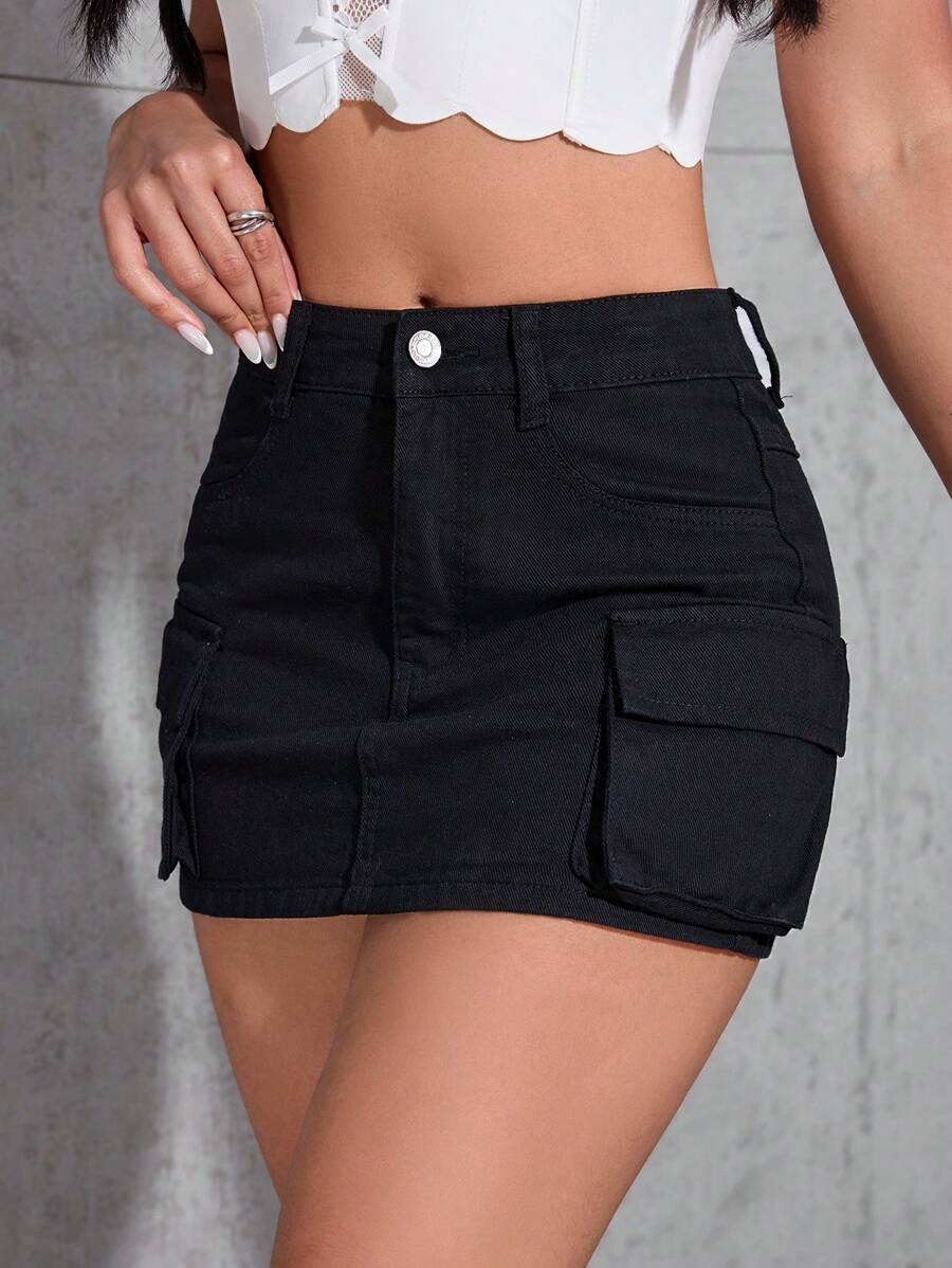 SHEIN PETITE 女式纯色纽扣前口袋简约休闲牛仔迷你裙 - 黑色 - 查看 1