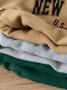 SHEIN Leap Crew 6 件装年轻男童休闲可爱日常舒适英文图案宽松圆领运动衫和裤子套装，买 2 送 1，适合旅行、学校、休闲聚会、秋冬季、返校装、秋季装 - 彩色 - 查看 6