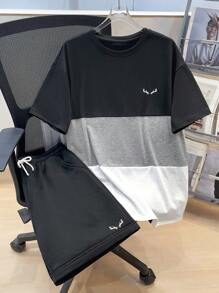 SHEIN 青少年男孩拼布撞色小花卉印花短袖 T 恤和短裤套装，休闲、校园、旅行、运动、日常、度假，柔软舒适