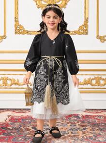 SHEIN DRMZ   Young Girl Voile Patchwork V-Neck Puff Sleeve Ditsy Floral Dress,Sibling Outfits,Sisters Outfit,Suitable For Girls Daily Wear, Festivals, Family Gatherings And Special Occasions,Spring And Summer, - Multicolor - View 6