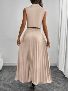 SHEIN Clasi Solid Color Minimalist Sleeveless Vest And Pleated Skirt 2 Pieces Set