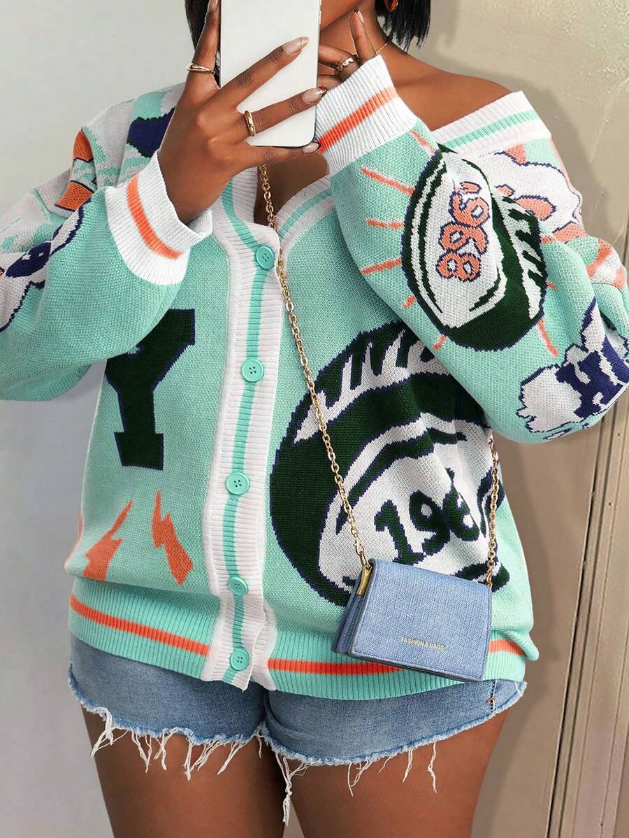 Slaydiva 街头服饰、休闲装和学院风 V 领长袖大码针织开衫，带有足球图案，适合大码女士，秋冬 - 綠色 - 查看 1