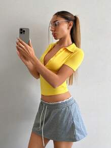 SHEIN DivaQ Camiseta amarilla de mujer con cuello en V, para uso casual y de fiesta - Amarillo - Ver 5