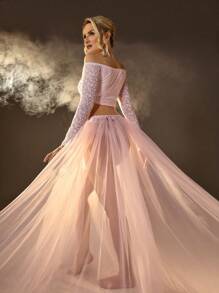 SHEIN 2pcs Maternity Lace Long Sleeve Top And Skirt Outfit, Photo Shoot/Portrait Dress