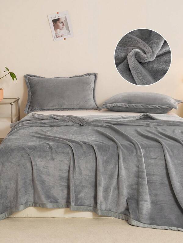 1 pieza Manta de franela, manta de unicolor simple, manta suave y cálida, manta para siesta para sofá, oficina, cama, camping, manta de regalo multiusos para todas las estaciones, decoración de otoño, decoración de habitación, regreso a la escuela, útiles escolares