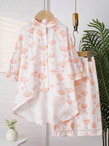 Girls Stand Collar Button Front Lace Trim 3/4 Sleeve Top And 3/4 Pants All Over Floral Print Home Outfit - Multicolor - View 3