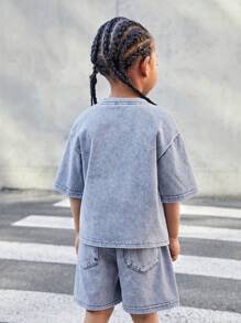 SHEIN 2pcs/Set Young Boy Spring Summer Distressed Stonewashed Blue Knitted Denim Short Sleeve T-Shirt And Baggy Knitted Denim Bermuda Shorts,For Kids Summer Clothes Outfits - Medium Wash - View 2