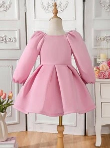 Vestido formal de una sola pieza elegante para niñas con aplicaciones florales de gran tamaño y mangas con volantes, apropiado para recitales de piano, desfiles de moda, fiestas de cumpleaños, estilo princesa