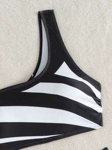 SHEIN Swim Bộ bikini một vai phối màu mới mùa hè 2 món/bộ và quần bơi cạp cao, bộ bikini thể thao thường ngày cho nữ - Đen và trắng - Xem 4