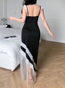 Elegant White Lace Hollow-Out Sexy Ladies' Nightgown