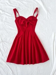 Soleia Gaun Mini Slip A-Line Merah dengan Pita di Belakang dan Punggung Terbuka untuk Wanita, Ideal untuk Liburan, Festival Musik, Gaya Boho, Hari Raya, Kencan, Hari Valentine - Merah - View 2