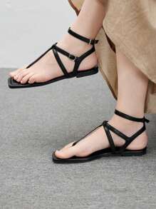 CUCCOO BIZCHIC Women's Casual Simple Flat Sandals, Versatile For Vacation Spring Shoes Spring Break Easter - Black - View 2