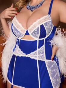 PinupGlam Conjunto de 4 piezas de ropa interior sexy de talla grande: Camisón camiseta con parches de encaje, tangas, medias hasta la rodilla