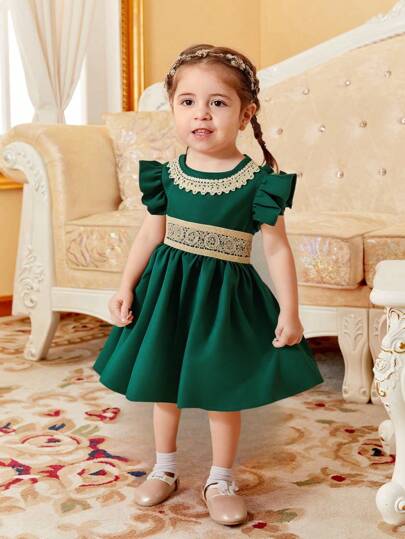 SHEIN Baby Girl Emerald Green Elegant Lovely Floral Lace Trim Sleeveless Flared Waist Lightweight Party Dress, Spring/Summer