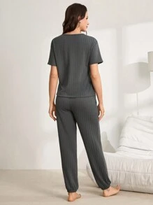 Lazeform Slogan Print Casual Jacquard Short Sleeve Top & Pants Women Pajama Set