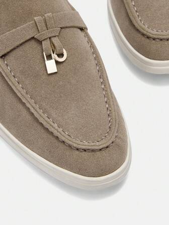 CUCCOO BIZCHIC Women's Pointed Toe Casual Slip-On Flat Shoes, Versatile For Daily Wear For And Vibe And Spring Shoes Spring Break Easter For Christmas