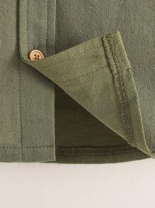 SHEIN Playful Pals 1pc Young Boys Short Sleeve Collar Single-Breasted Pocket Military Green Shirt, Comfortable Soft Casual, Suitable For Jeans, Trousers, Shorts, Vintage Fashion Versatile Summer New Arrival
