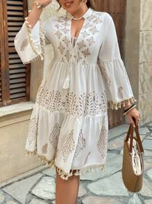 SHEIN Clasi Plus Size Deep V-Neck Bohemian Resort Style Tassel Trim Sleeveless Dress, Spring/Summer - White - View 3