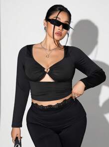 SHEIN ICON Plus Size Heart Diamond Decor Sheer Mesh Splicing Slim Fit Cutout Long Sleeve Black T-Shirt - Black - View 4