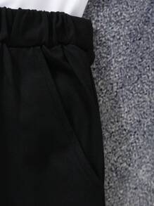 Teen Boy Graphic Printed Round Neck Short Sleeve Top And Shorts Casual 2 Pieces Set - Black and White - View 4