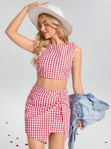 SHEIN LUNE Set de 2 piezas para mujer con top camisola con lazo a cuadros rojos y blancos y falda mini con bajo retorcido, para el Día de San Valentín, conjunto de verano de dos piezas