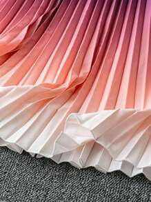 Rometta 大码女式渐变色褶皱下摆针织紧身迷你连衣裙，短袖，柔软拉绒面料，凸显您夏季的身材 - 彩色 - 查看 4