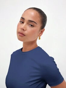 MUSERA ESSENTIALS 柔软如黄油般的T恤，休闲度假可爱机场假日秋季返校季冬季圣诞节，优雅 - 霧霾藍 - 查看 5