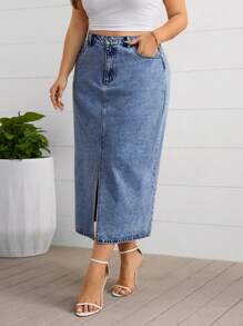 SHEIN Essnce Rok Mini Denim Kasual Ukuran Plus dengan Kancing Depan dan Saku, Belahan Samping - Biru - View 6